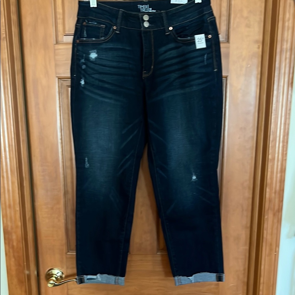 Time and Tru Blue Ankle Cropped Jeans Distressed